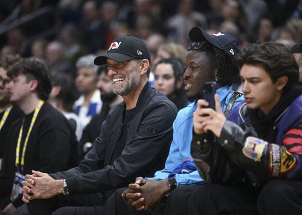 NBA, Basketball Herren, USA Berlin 2026: Orlando Magic v Memphis Grizzlies BERLIN, GERMANY – JANUARY 15: German football coach and Red Bull’s Global Head of Soccer Jurgen Klopp follows the NBA Berlin 2026 game between the Orlando Magic and the Memphis Grizzlies at Uber Arena in Berlin, Germany on January 15, 2026. Halil Sagirkaya Anadolu Berlin Germany. Editorial use only. Please get in touch for any other usage.  Copyright: x2026xAnadoluxHalilxSagirkayax