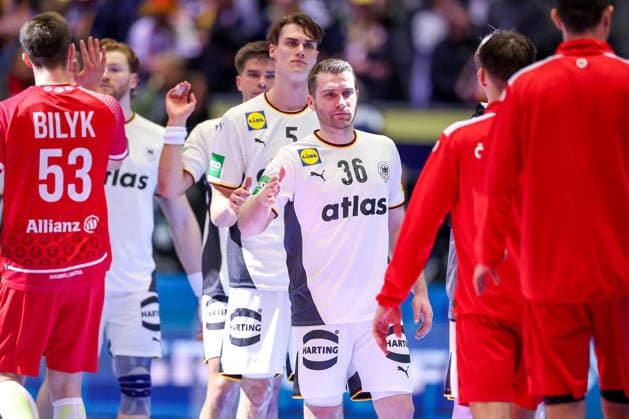 15 01 2026, Handball, Men s EHF EURO 2026, Germany Austria, Jyske Bank Boxen in Herning, Denmark, Preliminary Round Lukas Mertens Germany 36 next to Miro Schluroff Germany 05 Denmark
