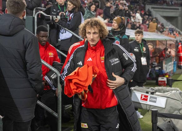 Soccer, Men, Season 2025 26, 1 Bundesliga 17 Matchday , FC Augsburg 1 FC Union Berlin, v l Stanley Nsoki 1 FC Union Berlin , Alex Kral 1 FC Union Berlin , 15 01 2026, Copyright: xMatthiasxKochx