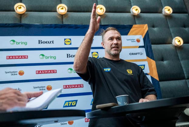MALMÖ, SWEDEN 2026 01 16 National team captain Michael Apelgren at Friday s press conference with the Swedish national handball team at the Scandic Triangeln player hotel in Malmö ahead of the opening match of the European Handball Championship against the Netherlands MALMÖ SWEDEN x50090x  Copyright: xJohanxNilssonx xTTx SWEDEN PRESS MEETING HANDBALL EUROPEAN CHAMPIONSHIP MALMÖ