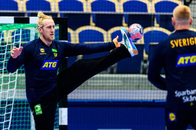 260116 Goalkeeper Mikael Appelgren during a training session with Sweden during the 2026 European Handball Championship on January 16, 2026 in Malmö Photo Mathilda Schuler BILDBYRAN kod MA MA0919 handball handball handball handballs em 2026 träning practice training sverige sweden ehf european handball championship sverige bbeng sverige sweden  Copyright: MATHILDAxSCHULER BB260116MA067