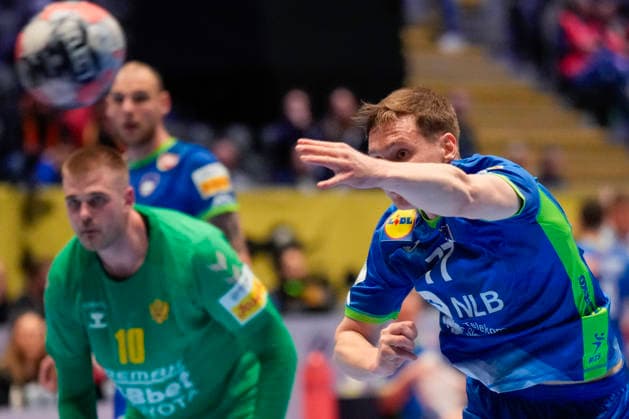 European Handball Championship, Slovenia Montenegro Baerum 20260116 The European Championship match in handball between Slovenia and Montenegro in Unity arena Photo Cornelius Poppe NTB Baerum Norway EDITORIAL USE ONLY RESTRICTED USE FOR BETTING COMPANIES  Copyright: xCorneliusxPoppex xNTBx