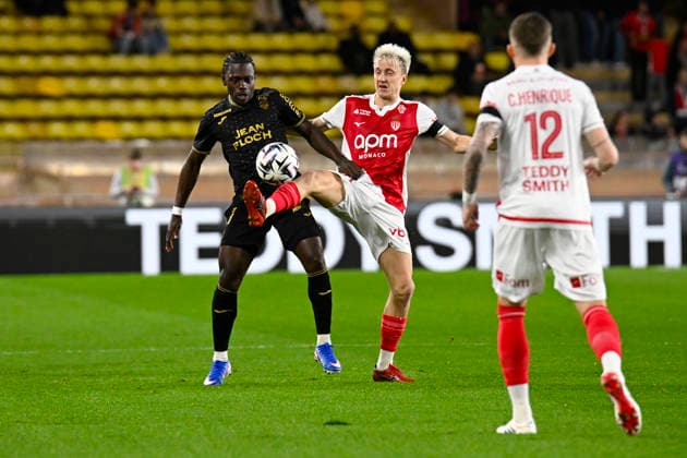 FOOTBALL : AS Monaco VS FC Lorient - Ligue 1 McDonald s - 16 01 2026 Jean-Victor Makengo (FC Lorient) Aleksandr Golovin (ASM) - Ligue 1 McDonald™s match between AS Monaco and FC Lorient on January 16, 2026 at the Louis II Stadium in Monaco. MonacoMonaco  Copyright: xWilliamxCannarellax