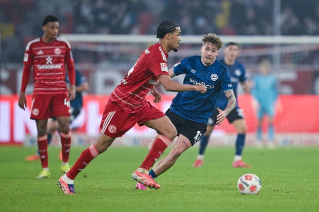 16 01 2026, Soccer, 2 Bundesliga, Matchday 18 Season 2025 2026, Fortuna Düsseldorf DSC Arminia Bielefeld, Kenneth Schmidt Fortuna Düsseldorf , Joel Grodowski DSC Arminia Bielefeld xRHR PHOTO TKx Copyright: RHR-FOTOx RHR-FOTO TK