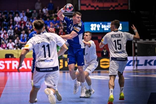 Elvar Orn Jonsson of Iceland during Men s EHF Euro 2026 - Iceland vs Italy, Handball match in Kristianstad, Sweden, January 16 2026  Copyright: xLuigixCanu IPAxSportx xipa-agency.netx xx IPA_70141671 IPA_Agency_IPA70141671