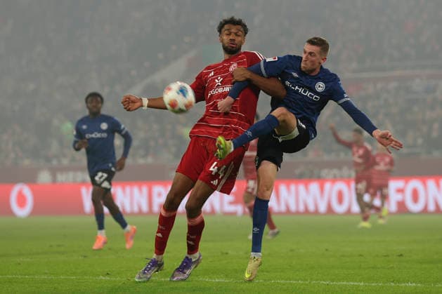 Elias Egouli Fortuna Düsseldorf and Arne Sicker Arminia Bielefeld in a duel during the 2 Bundesliga match between Fortuna Düsseldorf and Arminia Bielefeld, Merkur Spiel Arena on January 16, 2026 in Düsseldorf, Germany, Germany Photo by Oliver Kaelke DeFodi Images Elias Egouli Fortuna Düsseldorf and Arne Sicker Arminia Bielefeld battle for the ball during the 2 Bundesliga match between Fortuna Düsseldorf and Arminia Bielefeld at Merkur Spiel Arena on January 16, 2026 in Düsseldorf, Germany Photo by Oliver Kaelke DeFodi Images Photo by Oliver Kaelke DeFodi Images