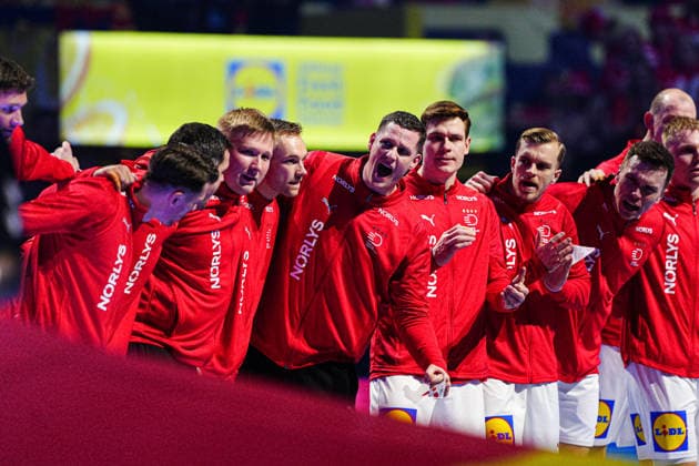 Denmark after national anthem DEN, Denmark vs North Macedonia, Handball, EHF European Championship 2026, Group B, Matchday 1, 16 01 2026 DEN, Denmark vs North Macedonia, Handball, EHF European Championship 2026, Group B, Matchday 1, 16 01 2026 Herning Copyright: xEibner-Pressefoto MarcelxvonxFehrnx EP_MFN