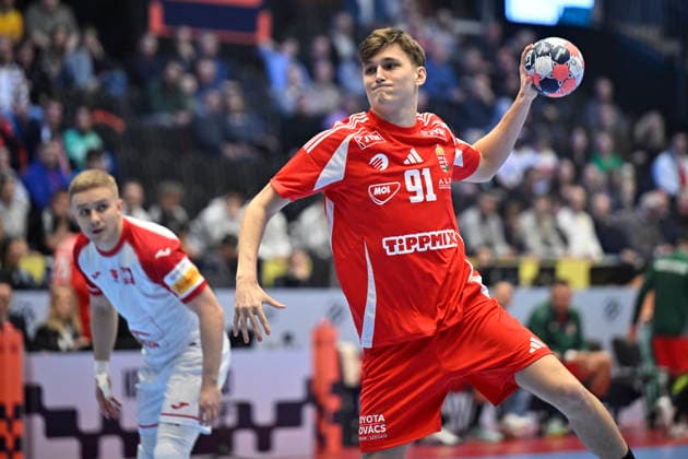 KRISTIANSTAD, SWEDEN 20260116 Hungary s Bence Imre in action during the 2026 EHF European Men s Handball Championship the EHF Euro 2026 match between Hungary and Poland at Kristianstad Arena, in Kristianstad, Sweden, on January 16, 2026 KRISTIANSTAD SWEDEN x50090x  Copyright: xJohanxNilsson TTx EHF EURO 2026 HUNGARY-POLAND
