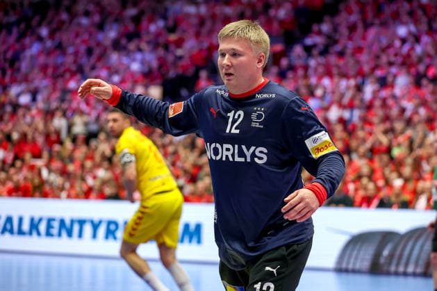 16 01 2026, Handball, Men s EHF EURO 2026, Denmark North Macedonia, Jyske Bank Boxen in Herning, Denmark, Preliminary Round Emil Nielsen Denmark 12 Denmark