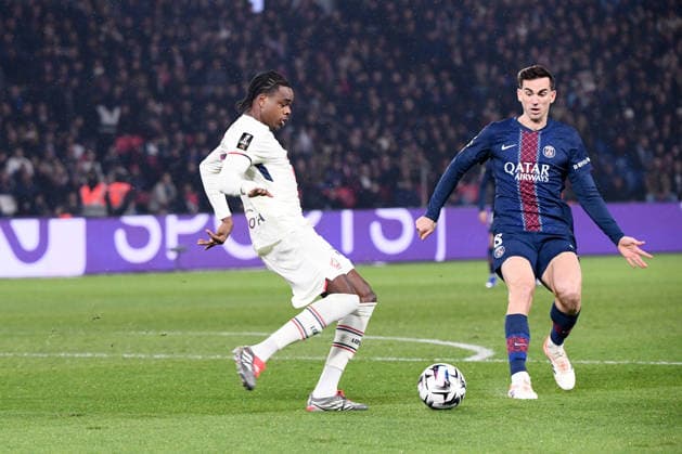 Paris Saint-Germain v Lille OSC - Ligue 1 McDonald s 2025 2026 03 Nathan NGOY (losc) during the Ligue 1 McDonald s match between Paris Saint-Germain and Lille at Parc des Princes on January 16, 2026 in Paris, France. Paris France  Copyright: xFEPx 776443685