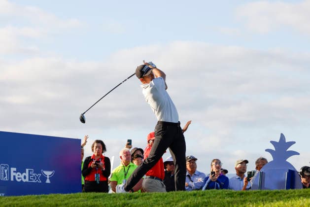 January 16, 2026, Honolulu, Hawaii, USA: JORDAN SPIETH tees off from the 12th during Round 2 of the 2026 Sony Open in Honolulu, Hawaii on January 16, 2026. Honolulu USA - ZUMAm310 20260116_zsp_m310_015 Copyright: xElliotxMilesx