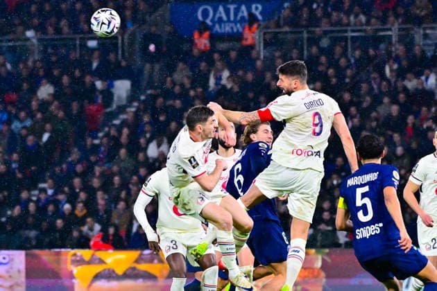 FOOTBALL : PSG vs Lille - Ligue1 - 16 01 2026 Olivier Giroud ( 9 - Lille ) during the Ligue 1 match between Paris Saint Germain and Lille OSC at Parc Des Princes on January 16 , 2026 in Paris, France. ( Photo by Federico Pestelini PsnewZ ) - ParisFrance  Copyright: xFedericoxPestelinix