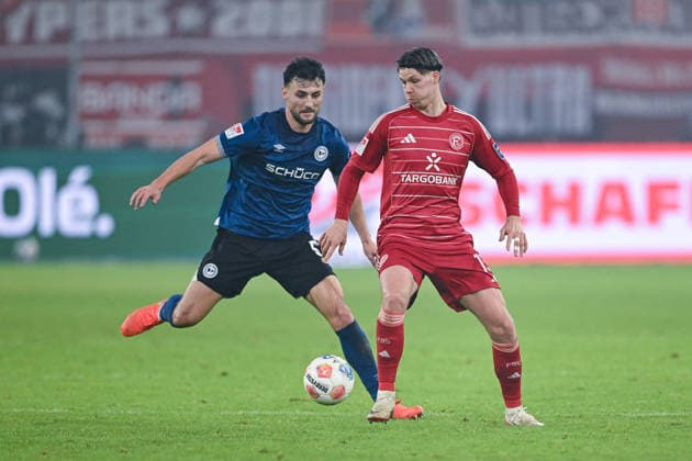 16 01 2026, Soccer, 2 Bundesliga, Matchday 18 Season 2025 2026, Fortuna Düsseldorf DSC Arminia Bielefeld, Maximilian Bauer DSC Arminia Bielefeld , Cedric Itten Fortuna Düsseldorf xRHR PHOTO TKx Copyright: RHR-FOTOx RHR-FOTO TK