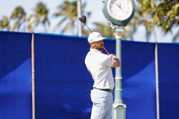 January 16, 2026, Honolulu, Hawaii, USA: ERIK VAN ROOYEN tees off at the 10th during Round 2 of the 2026 Sony Open in Honolulu, Hawaii on January 16, 2026. Honolulu USA - ZUMAm310 20260116_zsp_m310_049 Copyright: xElliotxMilesx