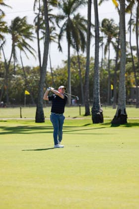 January 16, 2026, Honolulu, Hawaii, USA: ROBERT MACINTYRE makes an approach shot from the 1st fairway during Round 2 of the 2026 Sony Open in Honolulu, Hawaii on January 16, 2026. Honolulu USA - ZUMAm310 20260116_zsp_m310_064 Copyright: xElliotxMilesx