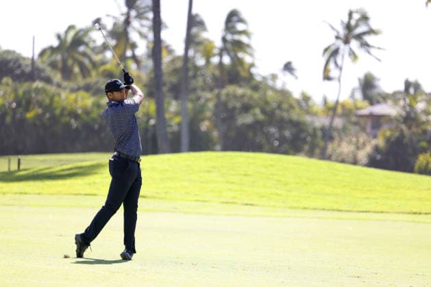 January 16, 2026, Honolulu, Hawaii, USA: AARON RAI makes an approach shot from the 1st fairway during Round 2 of the 2026 Sony Open in Honolulu, Hawaii on January 16, 2026. Honolulu USA - ZUMAm310 20260116_zsp_m310_065 Copyright: xElliotxMilesx
