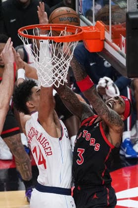 Los Angeles Clippers vs Toronto Raptors TORONTO, CANADA - JANUARY 16 : Brandon Ingram (3) of Toronto Raptors in action against Yanic Konan Niederhauser (14) of Los Angeles Clippers during the NBA, Basketball Herren, USA basketball game between Los Angeles Clippers and Toronto Raptors at the Scotiabank Arena on January 16, 2026 in Toronto, Ontario, Canada. Mert Alper Dervis Anadolu Toronto Canada. Editorial use only. Please get in touch for any other usage.  Copyright: x2026xAnadoluxMertxAlperxDervisx