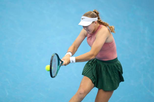 TENNIS ADELAIDE INTERNATIONAL, Mirra Andreeva in her match against Victoria Mboko of Canada during the Women™s singles Final Adelaide International at Memorial Drive Tennis Club in in Adelaide, Saturday, January 17, 2026. ( NO ARCHIVING, EDITORIAL USE ONLY ADELAIDE SOUTH AUSTRALIA AUSTRALIA  Copyright: xMATTxTURNERx 20260117178727860334