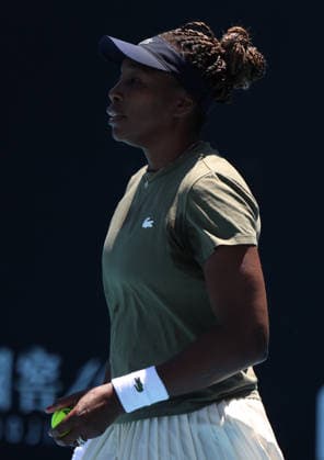 January 17, 2026, Melbourne, Victoria, Australia: VENUS WILLIAMS of USA during the practise session before Australian Open, Melbourne, Australia. Melbourne Australia - ZUMAc278 20260117_zsp_c278_006 Copyright: xMarcinxCholewinskix