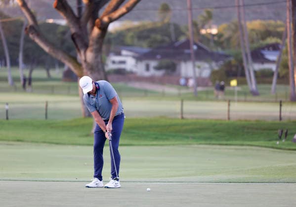 January 16, 2026, Honolulu, Hawaii, USA: KEVIN ROY putts on the 9th green during Round 2 of the 2026 Sony Open in Honolulu, Hawaii on January 16, 2026. Honolulu USA - ZUMAm310 20260116_zsp_m310_118 Copyright: xElliotxMilesx