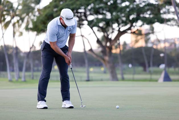 January 16, 2026, Honolulu, Hawaii, USA: PIERCESON COODY putts on the 9th green during Round 2 of the 2026 Sony Open in Honolulu, Hawaii on January 16, 2026. Honolulu USA - ZUMAm310 20260116_zsp_m310_119 Copyright: xElliotxMilesx