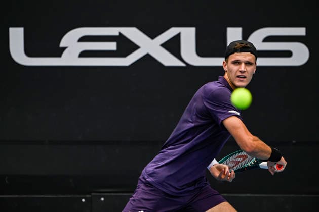 Jakub Mensik (CZE) plays a shot to Sebastian Baez (ARG) in the Men s singles final match of the ASB Classic Men™s ATP, Tennis Herren 250 tennis tournament at Manuka Doctor Arena, Auckland, New Zealand on Saturday 17 January 2026. Photo credit: Alan Lee Auckland New Zealand Copyright: xAlanxLeex xx