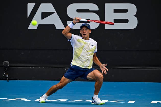 Sebastian Baez (ARG) returns a shot from Jakub Mensik (CZE) in the Men s singles final match of the ASB Classic Men™s ATP, Tennis Herren 250 tennis tournament at Manuka Doctor Arena, Auckland, New Zealand on Saturday 17 January 2026. Photo credit: Alan Lee Auckland New Zealand Copyright: xAlanxLeex xx