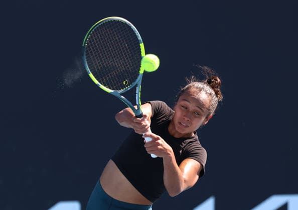 January 17, 2026, Melbourne, Victoria, Australia: LEYLA FERNANDEZ of Canada during the practise session before Australian Open, Melbourne, Australia. Melbourne Australia - ZUMAc278 20260117_zsp_c278_022 Copyright: xMarcinxCholewinskix