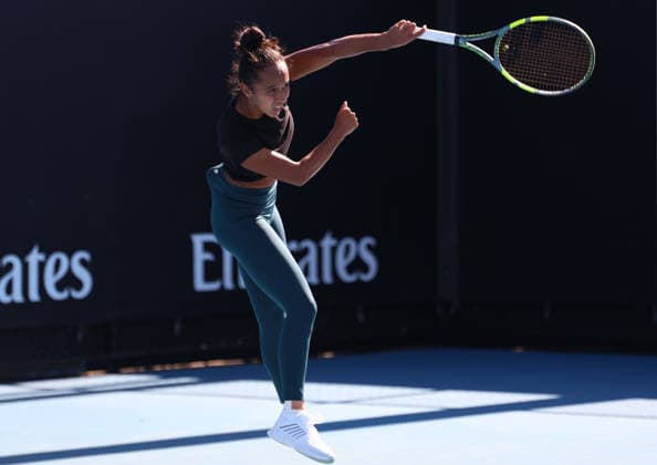 January 17, 2026, Melbourne, Victoria, Australia: LEYLA FERNANDEZ of Canada during the practise session before Australian Open, Melbourne, Australia. Melbourne Australia - ZUMAc278 20260117_zsp_c278_025 Copyright: xMarcinxCholewinskix