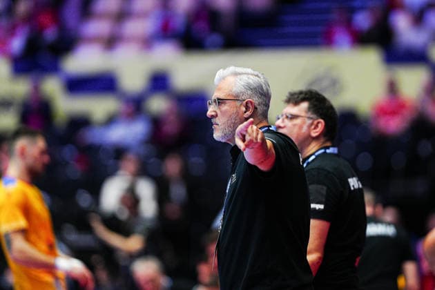 Paulo Pereira Portugal, Coach DEN, Portugal vs Romania, Handball, EHF European Championship 2026, Group B, Matchday 1, 16 01 2026 DEN, Portugal vs Romania, Handball, EHF European Championship 2026, Group B, Matchday 1, 16 01 2026 Herning Copyright: xEibner-Pressefoto MarcelxvonxFehrnx EP_MFN