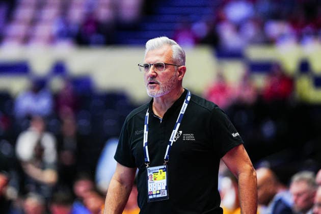 Paulo Pereira Portugal, Coach DEN, Portugal vs Romania, Handball, EHF European Championship 2026, Group B, Matchday 1, 16 01 2026 DEN, Portugal vs Romania, Handball, EHF European Championship 2026, Group B, Matchday 1, 16 01 2026 Herning Copyright: xEibner-Pressefoto MarcelxvonxFehrnx EP_MFN