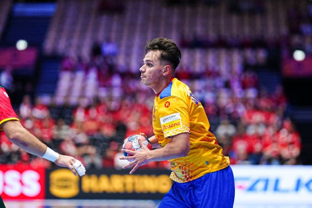 Daniel Stanciuc Romania, 44 DEN, Portugal vs Romania, Handball, EHF European Championship 2026, Group B, Matchday 1, 16 01 2026 DEN, Portugal vs Romania, Handball, EHF European Championship 2026, Group B, Matchday 1, 16 01 2026 Herning Copyright: xEibner-Pressefoto MarcelxvonxFehrnx EP_MFN