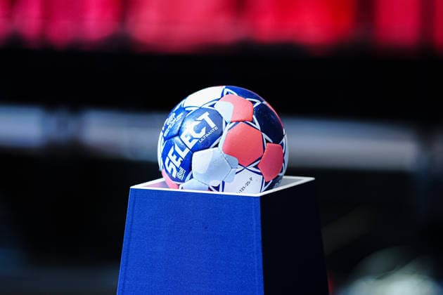 Select match ball, theme photo, theme picture, symbol photo, symbol image, stock photo DEN, Portugal vs Romania, handball, EHF European Championship 2026, Group B, match day 1, 16 01 2026 DEN, Portugal vs Romania, handball, EHF European Championship 2026, Group B, match day 1, 16 01 2026 Herning Copyright: xEibner-Pressefoto MarcelxvonxFehrnx EP_MFN