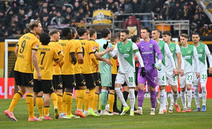 17 01 2026 Soccer season 2025 2026 2 Soccer Bundesliga 18 Matchday SG Dynamo Dresden SGD SpVgg Greuther Fürth SGF Kleeblatt Sportfoto Zink MeZi xmexzix DFL regulations prohibit any use of photographs as image sequences and or quasi video only for editorial use Branimir Hrgota 10, SpVgg Greuther Fürth