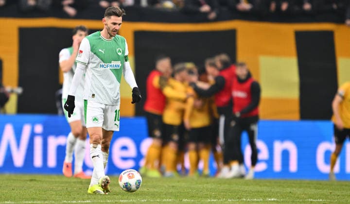 17 01 2026 Soccer Season 2025 2026 2 Soccer Bundesliga 18 Matchday SG Dynamo Dresden SGD SpVgg Greuther Fürth SGF Kleeblatt Sportfoto Zink xwoxzix DFL regulations prohibit any use of photographs as image sequences and or quasi video only for editorial use Branimir Hrgota 10, SpVgg Greuther Fürth disappointed disappointment