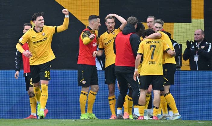 17 01 2026 Soccer Season 2025 2026 2 Soccer Bundesliga 18 Matchday SG Dynamo Dresden SGD SpVgg Greuther Fürth SGF Kleeblatt Sportfoto Zink MeZi xmexzix DFL regulations prohibit any use of photographs as image sequences and or quasi video only for editorial use Torjubel Jubel Freude nach Treffer Tor Torschuß zum 1 0 durch Thomas Keller 39, SG Dynamo Dresden SGD