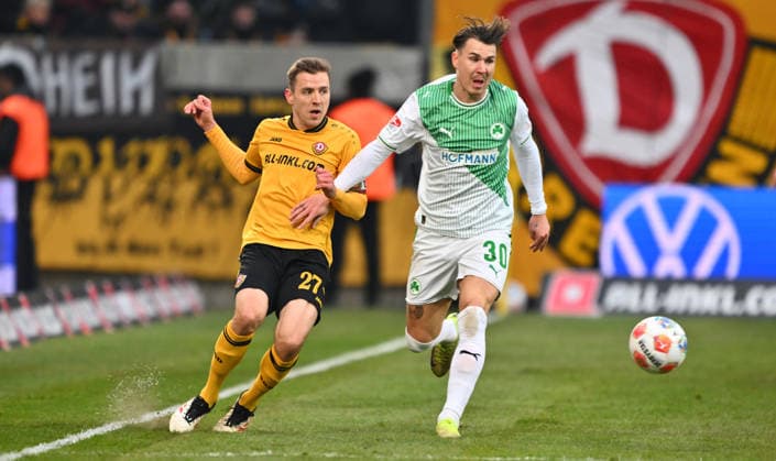 17 01 2026 Soccer season 2025 2026 2 Soccer Bundesliga 18 Matchday SG Dynamo Dresden SGD SpVgg Greuther Fürth SGF Kleeblatt Sportfoto Zink xwoxzix DFL regulations prohibit any use of photographs as image sequences and or quasi video only for editorial use Niklas Hauptmann 27, SG Dynamo Dresden SGD Felix Klaus 30, SpVgg Greuther Fürth