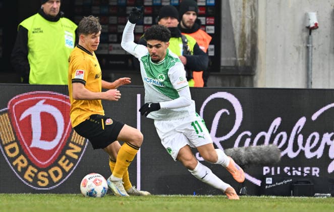 17 01 2026 Soccer season 2025 2026 2 Soccer Bundesliga 18 Matchday SG Dynamo Dresden SGD SpVgg Greuther Fürth SGF Kleeblatt Sportfoto Zink xwoxzix DFL regulations prohibit any use of photographs as image sequences and or quasi video only for editorial use Alexander Rossipal 19, SG Dynamo Dresden SGD Aiman Dardari 11, SpVgg Greuther Fürth