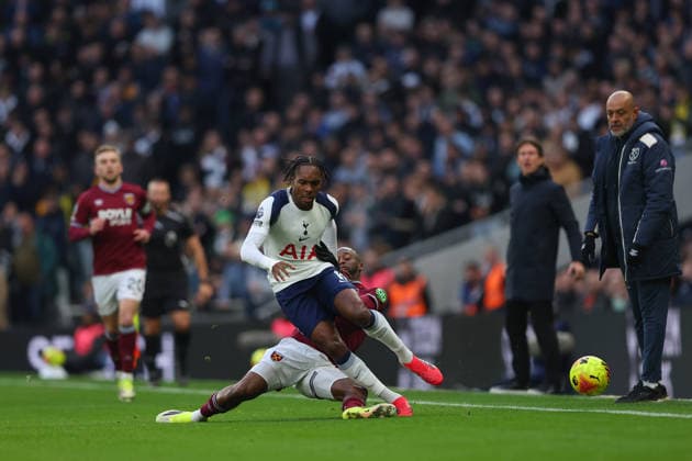 17th January 2026; Tottenham Hotspur Stadium, London, England; Premier League Football, Tottenham Hotspur versus West Ham United; Aaron Wan-Bissaka of West Ham United tackles Mathys Tel of Tottenham Hotspur  JohnxPatrickxFletcher