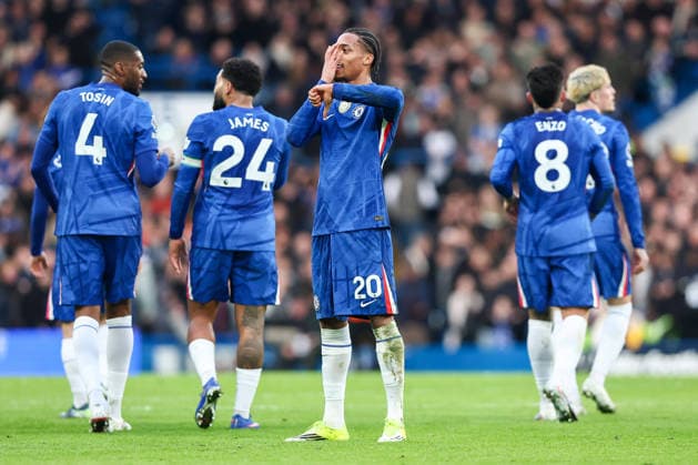 Chelsea v Brentford, Premier League Joao Pedro of Chelsea scores and celebrates, 1-0, during the Chelsea v Brentford Premier League match at Stamford Bridge, London, England on 17 January 2026 Credit: Ian Stephen Every Second Media Editorial use only. All images are copyright Every Second Media Limited. No images may be reproduced without prior permission. All rights reserved. Premier League and Football League images are subject to licensing agreements with Football DataCo Limited. see https: www.football-dataco.com Copyright: xIMAGO EveryxSecondxMediax ESM-1758-0019 IanxStephenx xEveryxSecondxMediax