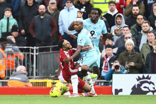 Florentino Luis of Burnley fouls Cody Gakpo of Liverpool to give away a penalty Liverpool v Burnley, Premier League, Football, Anfield, Liverpool, UK - 17 Jan 2026Liverpool Anfield United Kingdom EDITORIAL USE ONLY No use with unauthorised audio, video, data, fixture lists, club league logos or live services. Online in-match use limited to 120 images, no video emulation. No use in betting, games or single club league player publications.  Copyright: xPhilxOldham Shutterstockx 16348122t