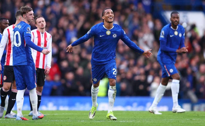 London, England, 17th January 2026. Joao Pedro of Chelsea celebrates after scoring to make it 1-0 during the Chelsea vs Brentford Premier League match at Stamford Bridge, London. Picture credit should read: Paul Terry Sportimage EDITORIAL USE ONLY. No use with unauthorised audio, video, data, fixture lists, club league logos or live services. Online in-match use limited to 120 images, no video emulation. No use in betting, games or single club league player publications. SPI_043_PT_Chelsea_Brentford SPI-4458-0043