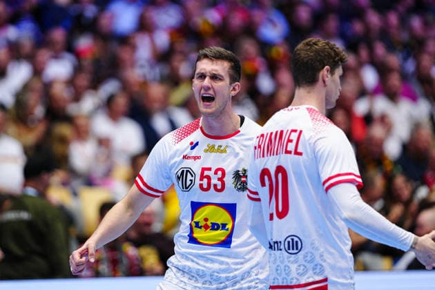 Goal celebration Nikola Bilyk Austria, 53 DEN, Austria vs Spain, Handball, EHF European Championship 2026, Group A, Matchday 2, 17 01 2026 DEN, Austria vs Spain, Handball, EHF European Championship 2026, Group A, Matchday 2, 17 01 2026 Herning Copyright: xEibner-Pressefoto MarcelxvonxFehrnx EP_MFN