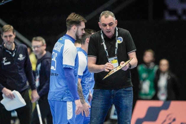 European Handball Championship, Ukraine France Baerum 20260117 Ukraine s coach Vadym Brazhnyk and Danylo Hlushak during the European Handball Championship between Ukraine and France in Unity Arena Photo Stian Lysberg Solum NTB Baerum Norway EDITORIAL USE ONLY RESTRICTED USE FOR BETTING COMPANIES  Copyright: xStianxLysbergxSolumx xNTBx
