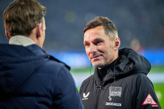 Stefan Leitl Hertha BSC, Head Coach , GER, Hertha BSC vs ,FC Schalke 04, 2 Bundesliga, Season 2025 2026, Matchday 18, 17 01 2026 DFL REGULATIONS PROHIBIT ANY USE OF PHOTOGRAPHS AS IMAGE SEQUENCES AND OR QUASI VIDEO GER, Hertha BSC vs ,FC Schalke 04, 2 Bundesliga, Season 2025 2026, Matchday 18, 17 01 2026 Berlin Copyright: xClaudiusxRauch,xEibner-Pressefotox xClaudiusxRauchx EP_CRH