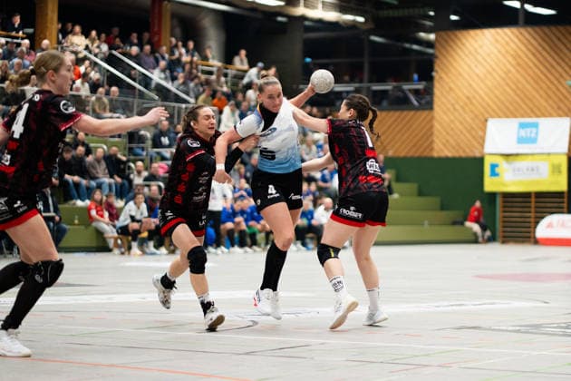 Svenja Mann Bergischer HC 06, 04 , TG Nuertingen vs Bergischer HC 06, Handball, 2 Bundesliga Women, Matchday 14, Season 2025 2026, 17 01 2026, TG Nuertingen vs Bergischer HC 06, Handball, 2 Bundesliga Women, Matchday 14, Season 2025 2026, 17 01 2026 Nuertingen Copyright: xEibner-Pressefoto MaxxVogelx EP_MVL