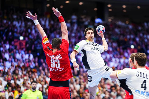 Throw Goal Renars Uscins Germany, 23 DEN, Serbia vs Germany, Handball, EHF European Championship 2026, Group A, Matchday 2, 17 01 2026 DEN, Serbia vs Germany, Handball, EHF European Championship 2026, Group A, Matchday 2, 17 01 2026 Herning Copyright: xEibner-Pressefoto MarcelxvonxFehrnx EP_MFN