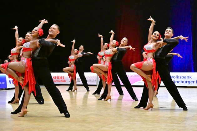 GER dancing, 1 national league of Latin formations 17 01 2025, GER dancing, 1 national league of Latin formations,, preliminary round, in the picture Gruen Gold Bremen A Team with the theme Last Dance nordphotoxGmbH xWitke nph00002