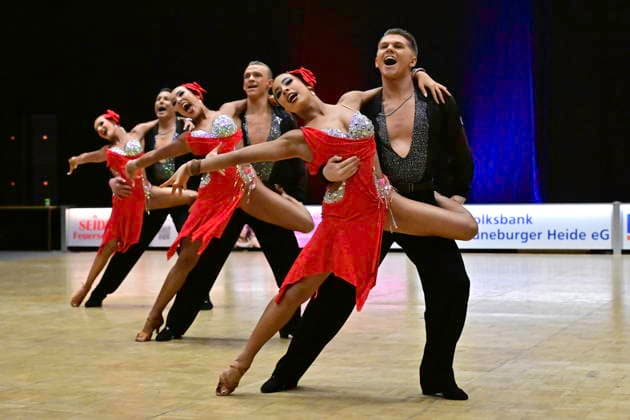 GER dancing, 1 national league of Latin formations 17 01 2025, GER dancing, 1 national league of Latin formations,, preliminary round, in the picture Gruen Gold Bremen A Team with the theme Last Dance nordphotoxGmbH xWitke nph00002