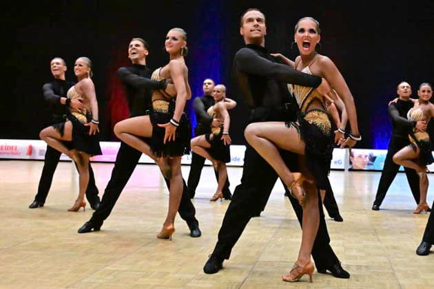 GER dancing, 1 national league of Latin formations 17 01 2025, GER dancing, 1 national league of Latin formations,, preliminary round, in the picture TSG Bremerhaven Team A with the theme Afro Bliss nordphotoxGmbH xWitke nph00002